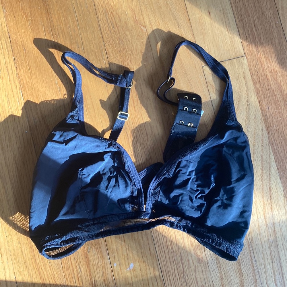 Bra - Picture 1 of 4